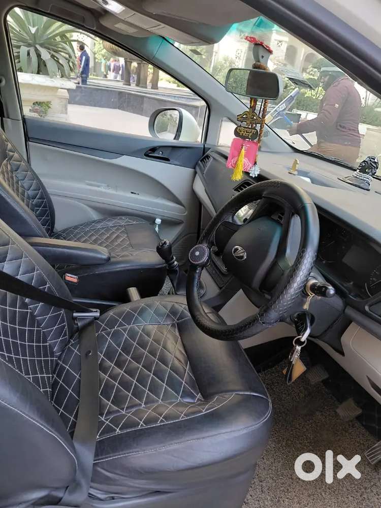 Mahindra Marazzo 2018