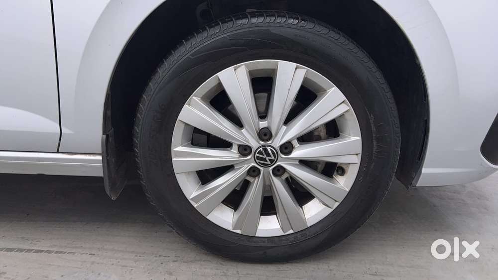 Volkswagen Virtus Highline Plus 1.0 Tsi At, 2022, Petrol