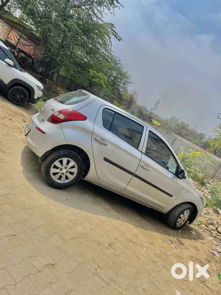 Hyundai I20 2013 Diesel 144000 Km Driven