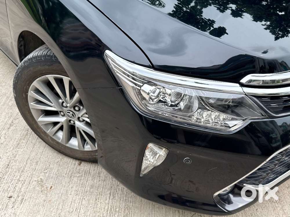 Toyota Camry Hybrid 2018 Mint Condition