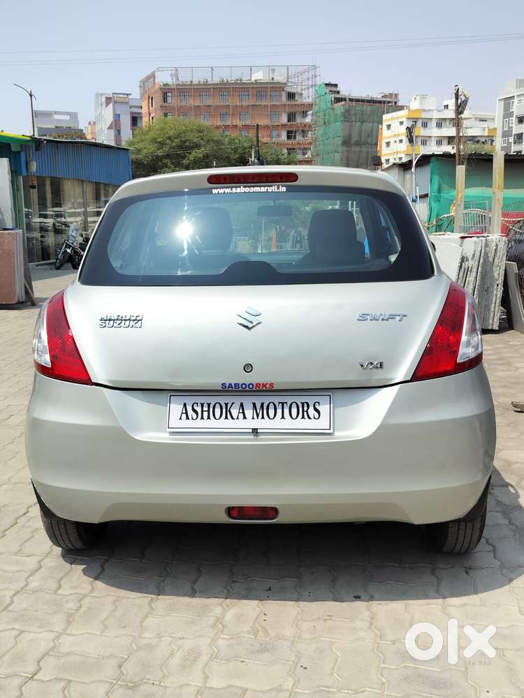 Maruti Suzuki Swift Vxi Abs Bsiv, 2017, Petrol