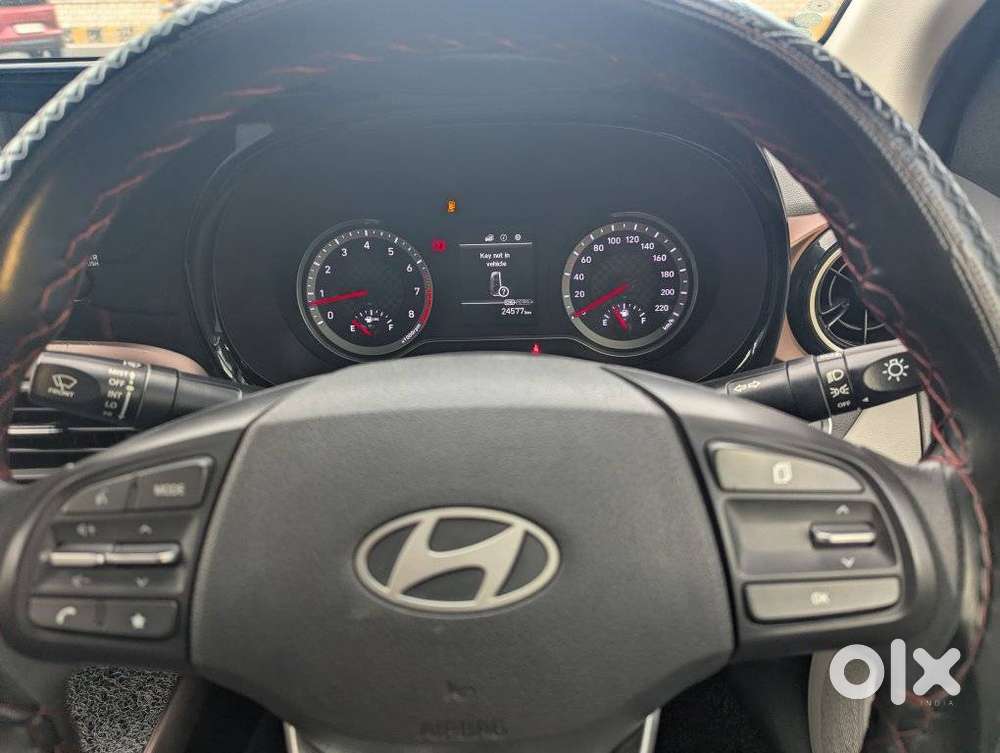 Hyundai Aura 1.2 Sx Cng, 2024, Petrol