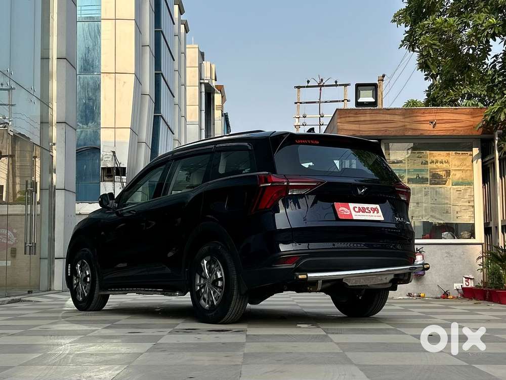 Mahindra Xuv700 Mx Petrol Mt 5 Str (e), 2024, Petrol