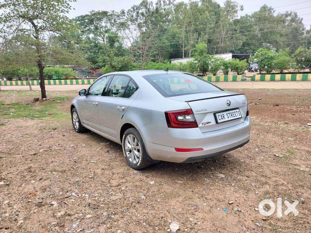 Skoda Octavia 1.8 Tsi Style Plus At, 2017, Petrol