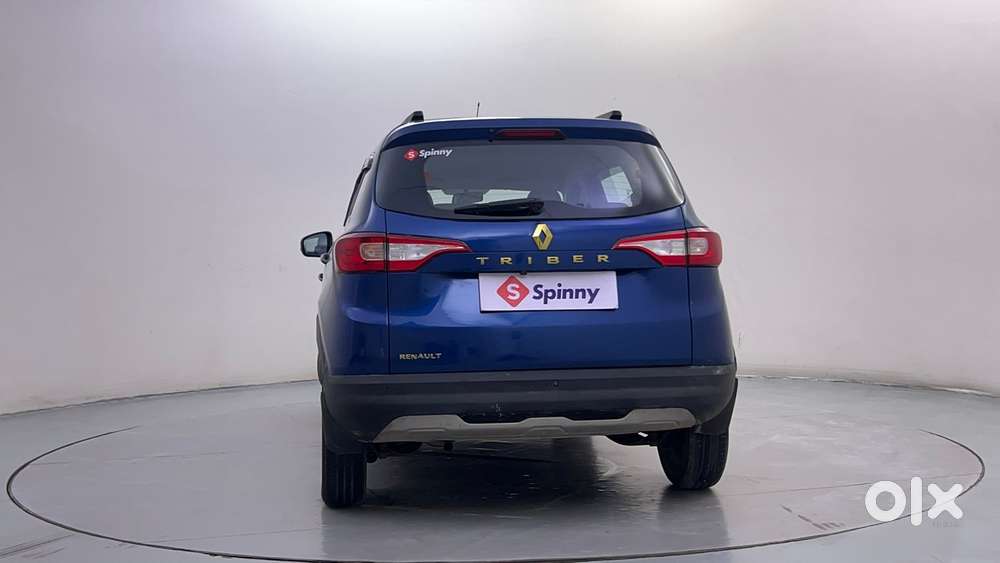 Renault Triber Rxz, 2022, Petrol