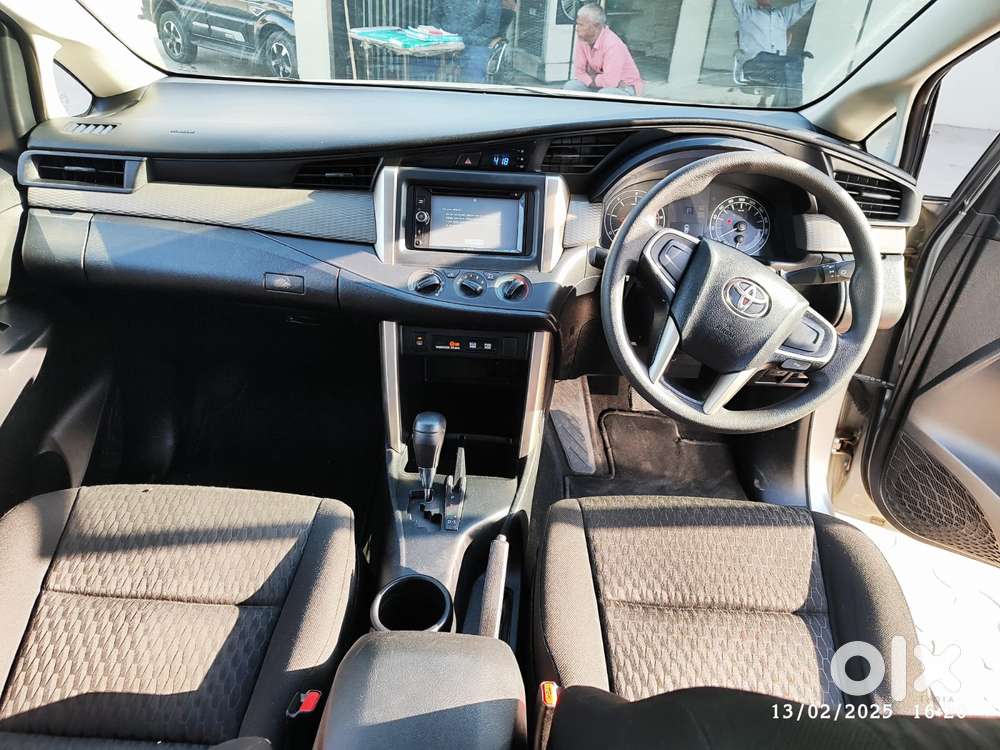 Toyota Innova Crysta 2.8 Gx At, 2017, Diesel