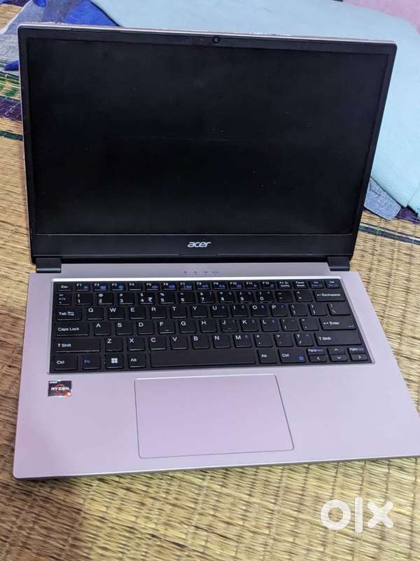 Acer AMD Ryzen 5 3500 U