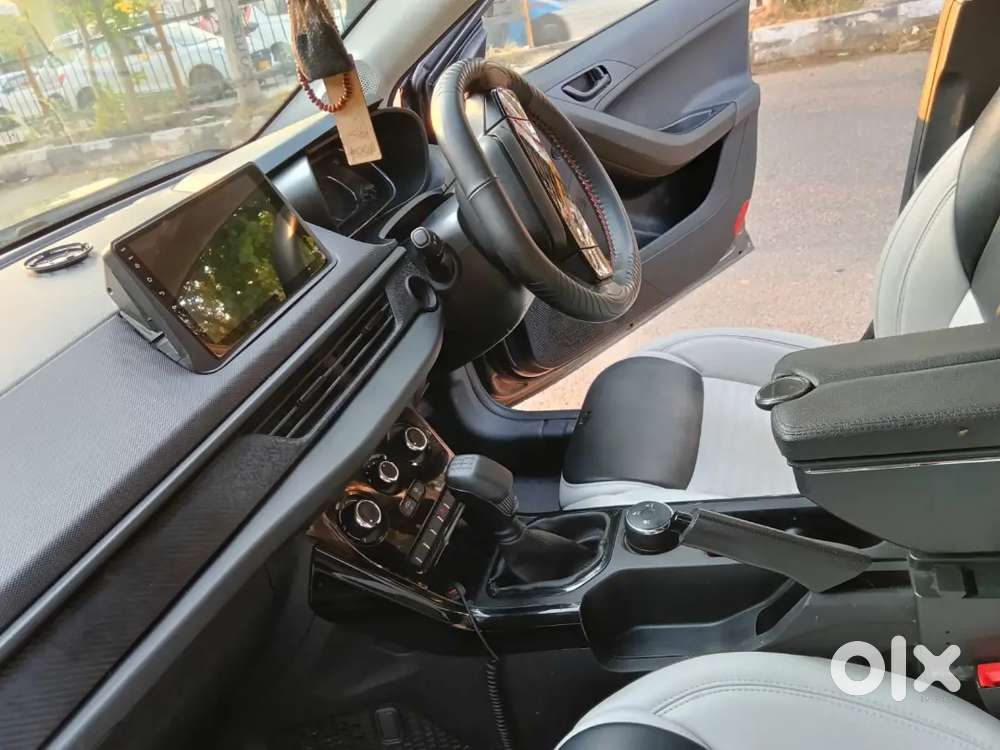 Tata Nexon Petrol 2025 First Owner