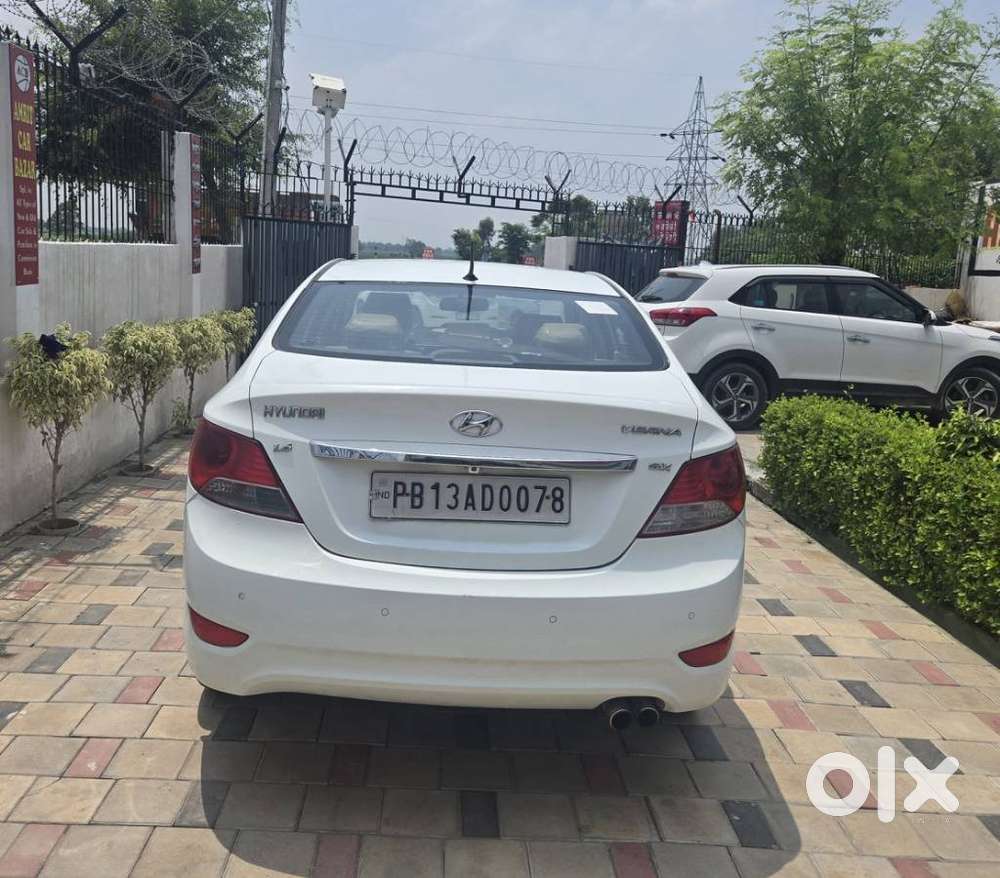 Hyundai Verna Fluidic 1.6 Crdi Sx Opt, 2012, Diesel