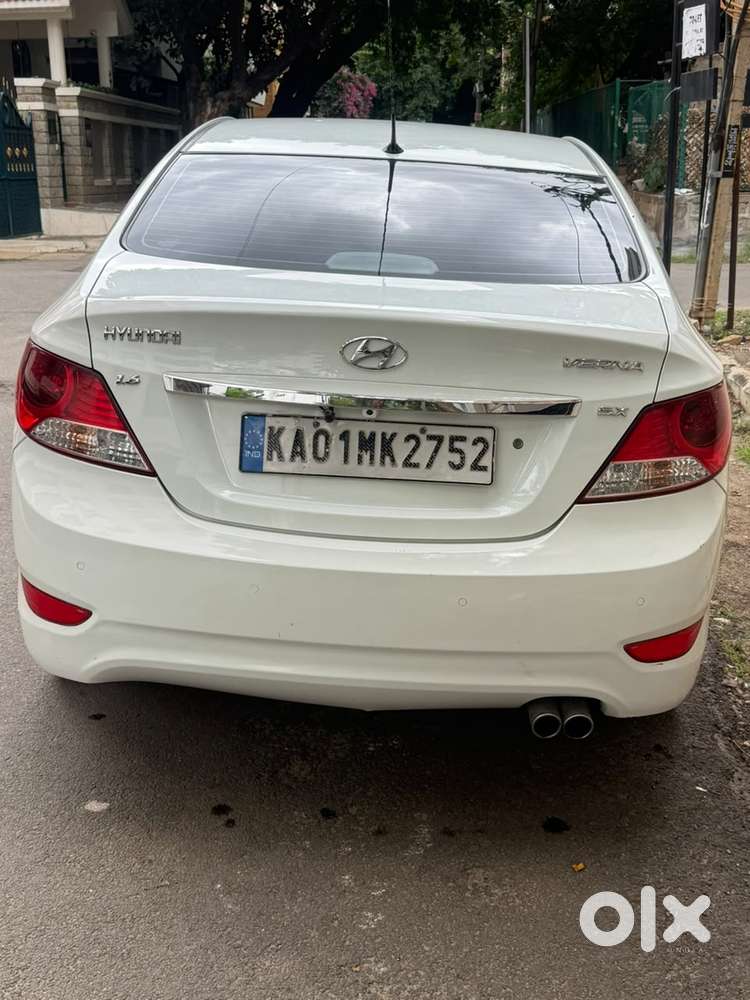 Hyundai Verna Fluidic 1.6 Vtvt Sx, 2013, Petrol