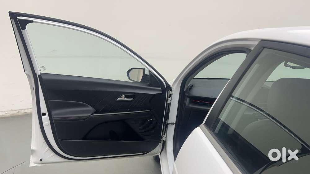 Hyundai Verna 1.5 Sx (o) Turbo Petrol Dct, 2023, Petrol