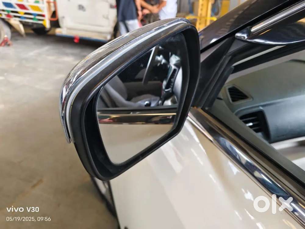 Mahindra Xuv300 Turbosport 2022 Petrol 8000 Km Driven