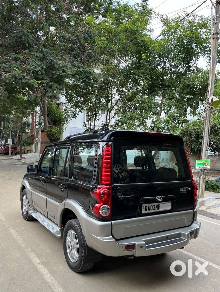 Mahindra Scorpio Vlx 2wd Abs At Bsiii, 2011, Diesel
