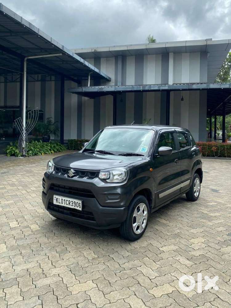 Maruti Suzuki S-presso Vxi Opt, 2021, Petrol
