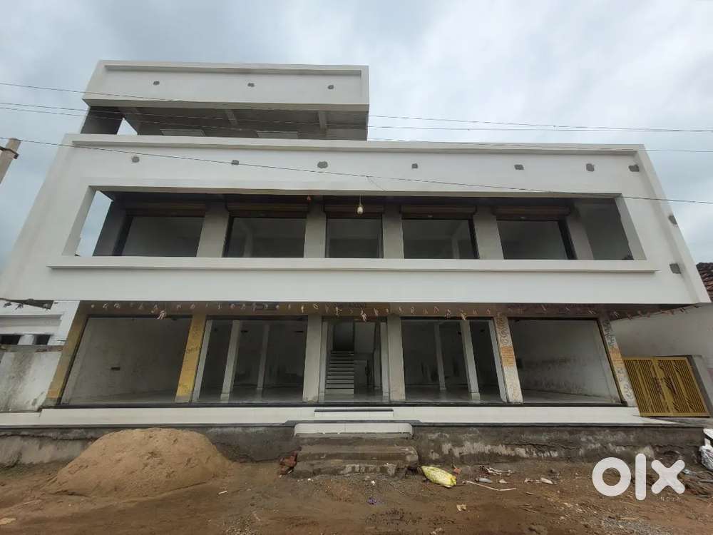 Commercial building for lease/ rent