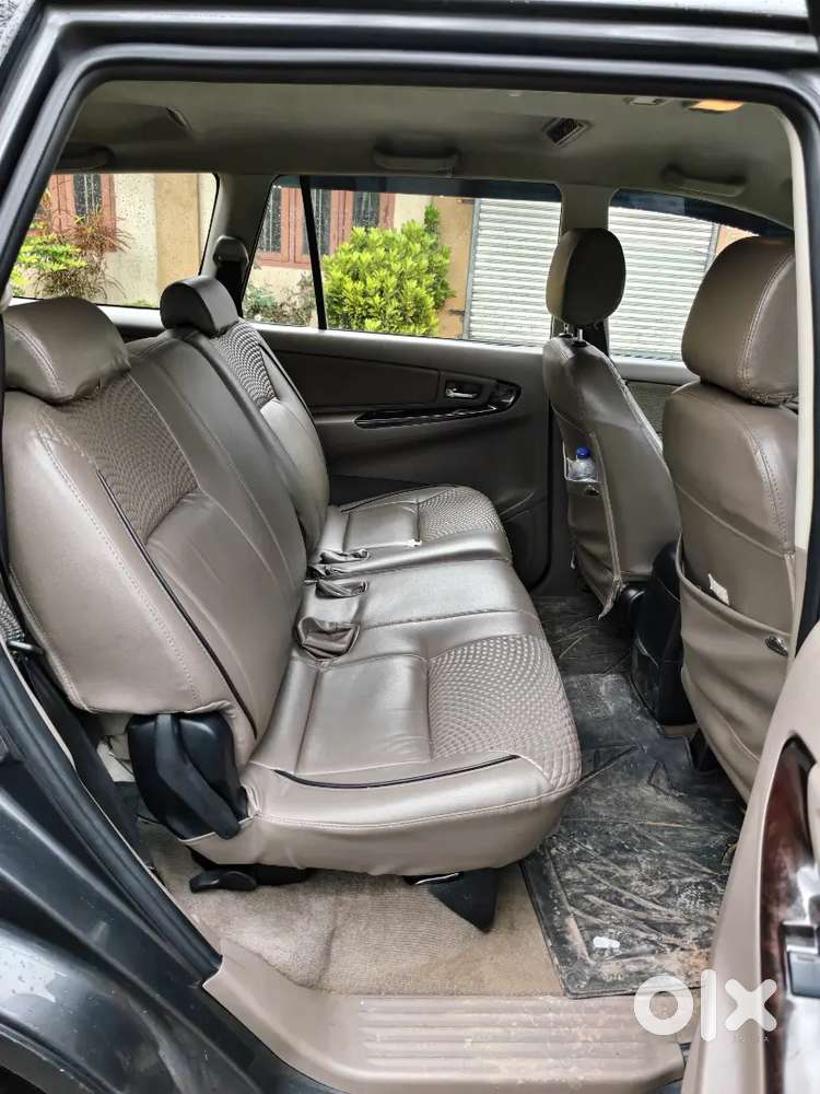 Toyota Innova 2015 Diesel Well Maintained