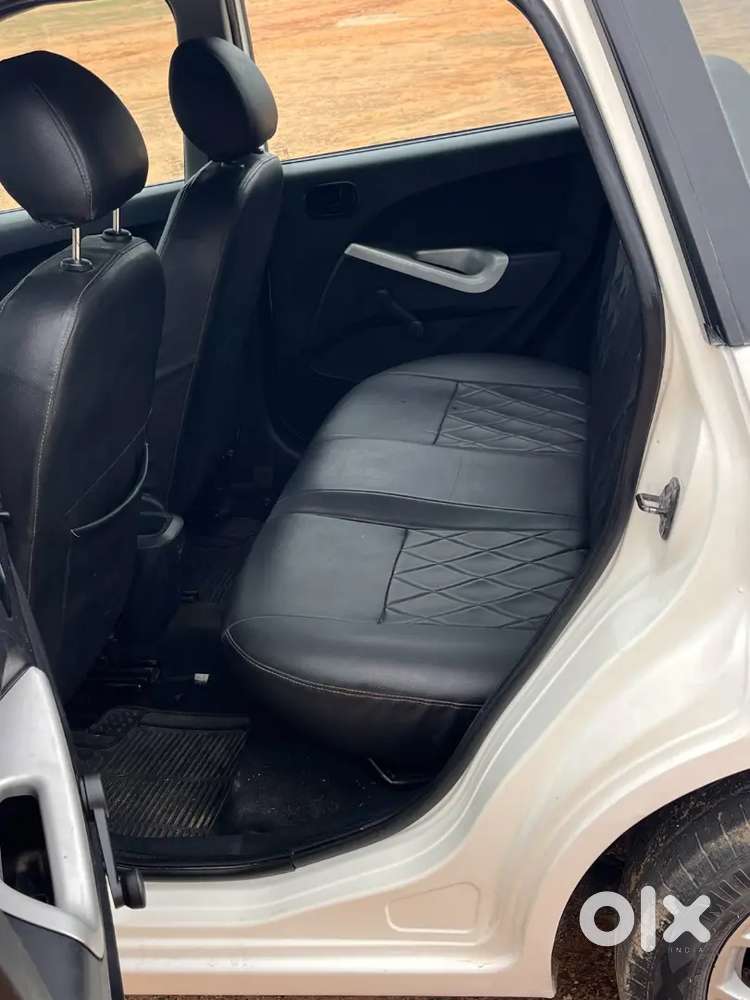 Ford Figo Titanium Petrol
