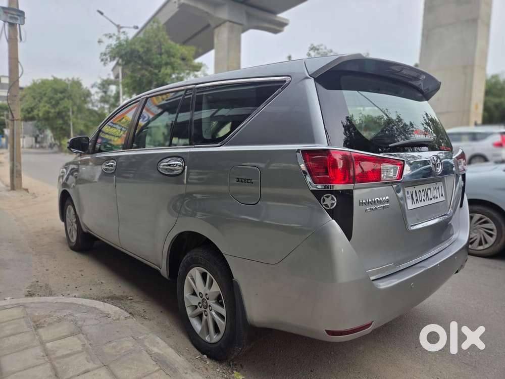 Toyota Innova Crysta 2.4 G Mt, 2016, Diesel