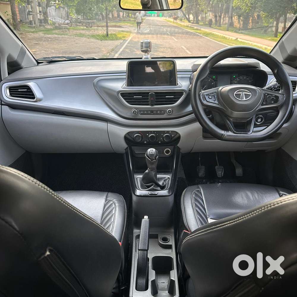 Tata Altroz 1.2 Xt, 2020, Petrol