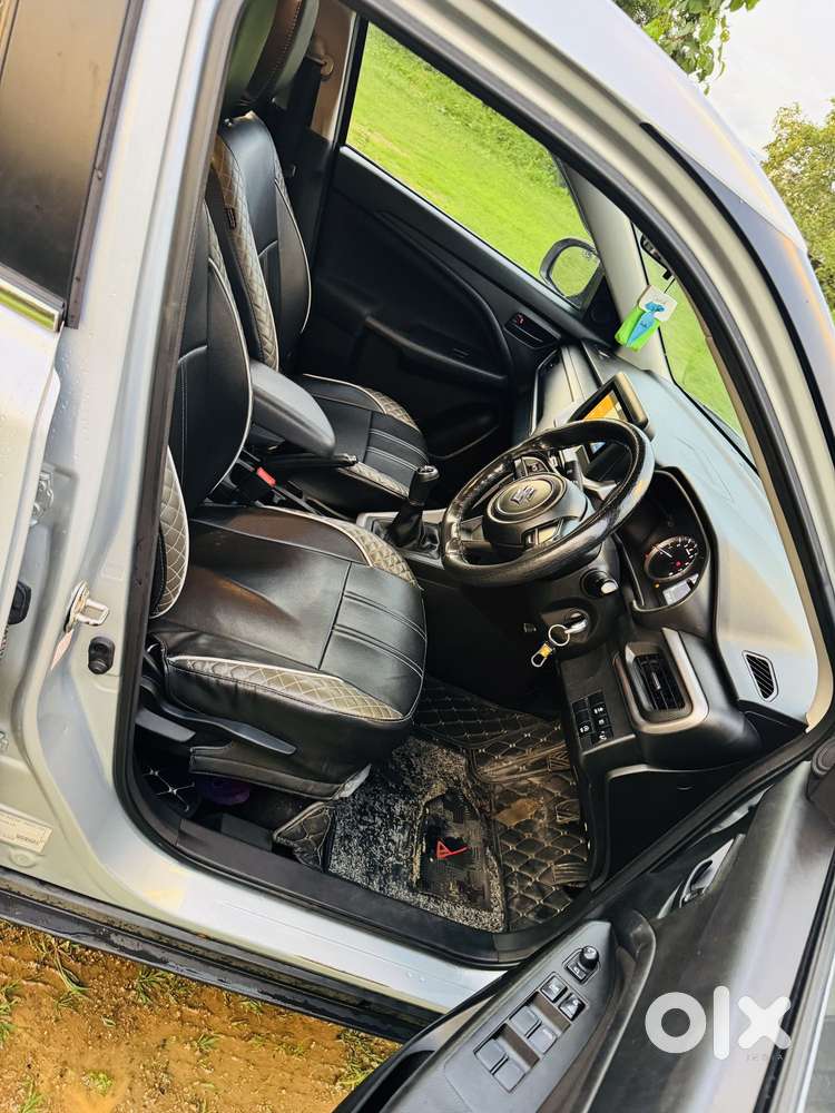 Maruti Suzuki Brezza 1.5 Vxi Smart Hybrid, 2022, Petrol