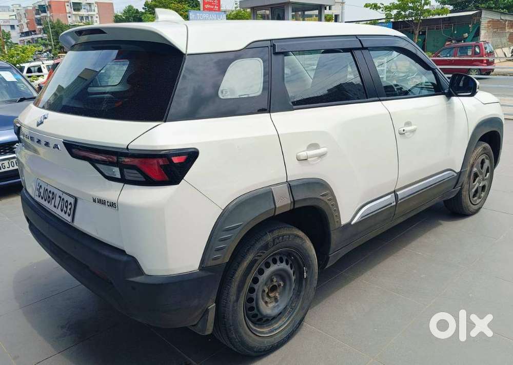 Maruti Suzuki Brezza Vxi S-cng, 2023, Cng & Hybrids