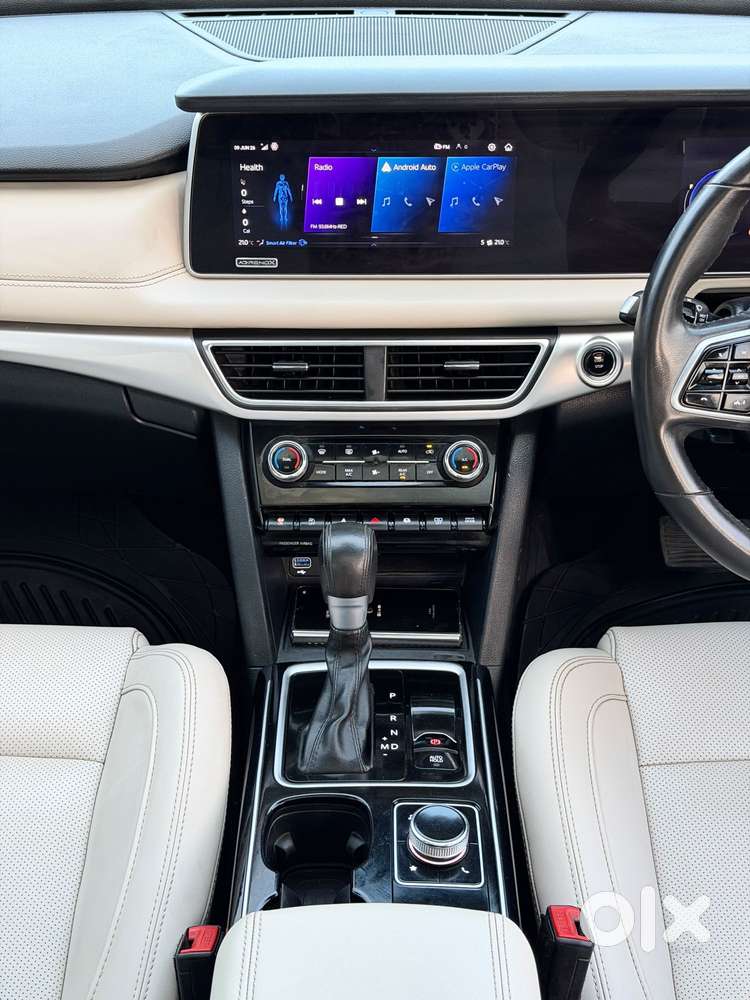 Mahindra Xuv700 2.2 Ax 7 Diesel At Luxury Pack Str, 2022, Diesel