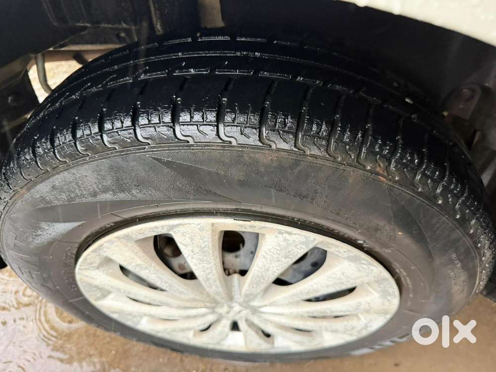 Maruti Suzuki Swift Dzire Vxi(o) Mt, 2016, Petrol