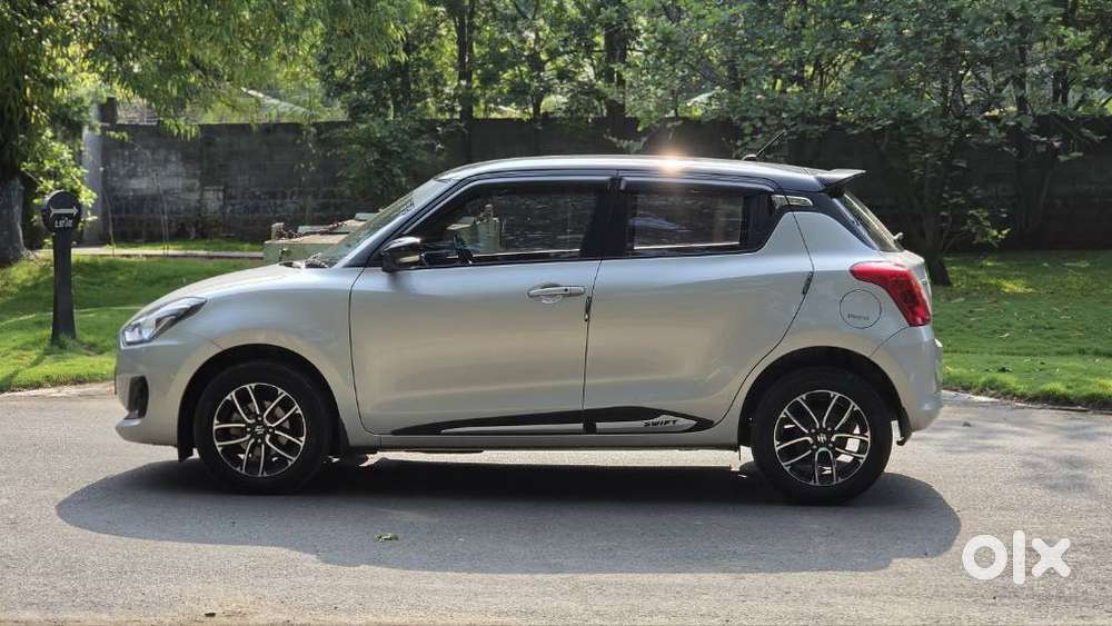 Maruti Suzuki Swift Zxi Plus Amt Dual Tone, 2022, Petrol