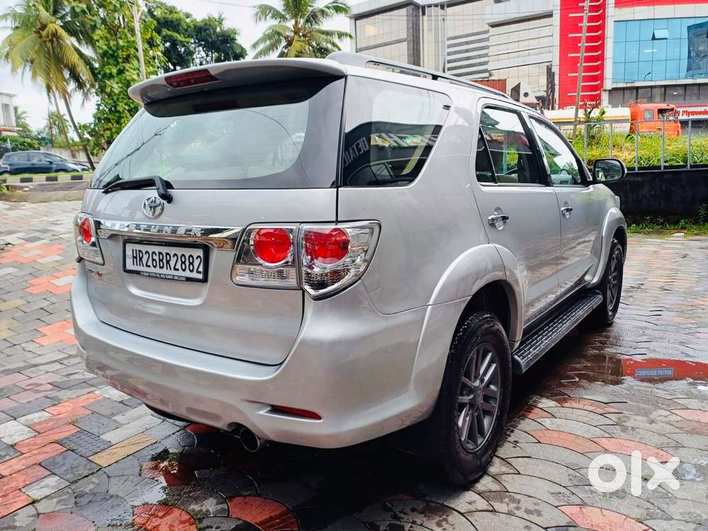 Toyota Fortuner 3.0 4x2 Mt, 2012, Diesel