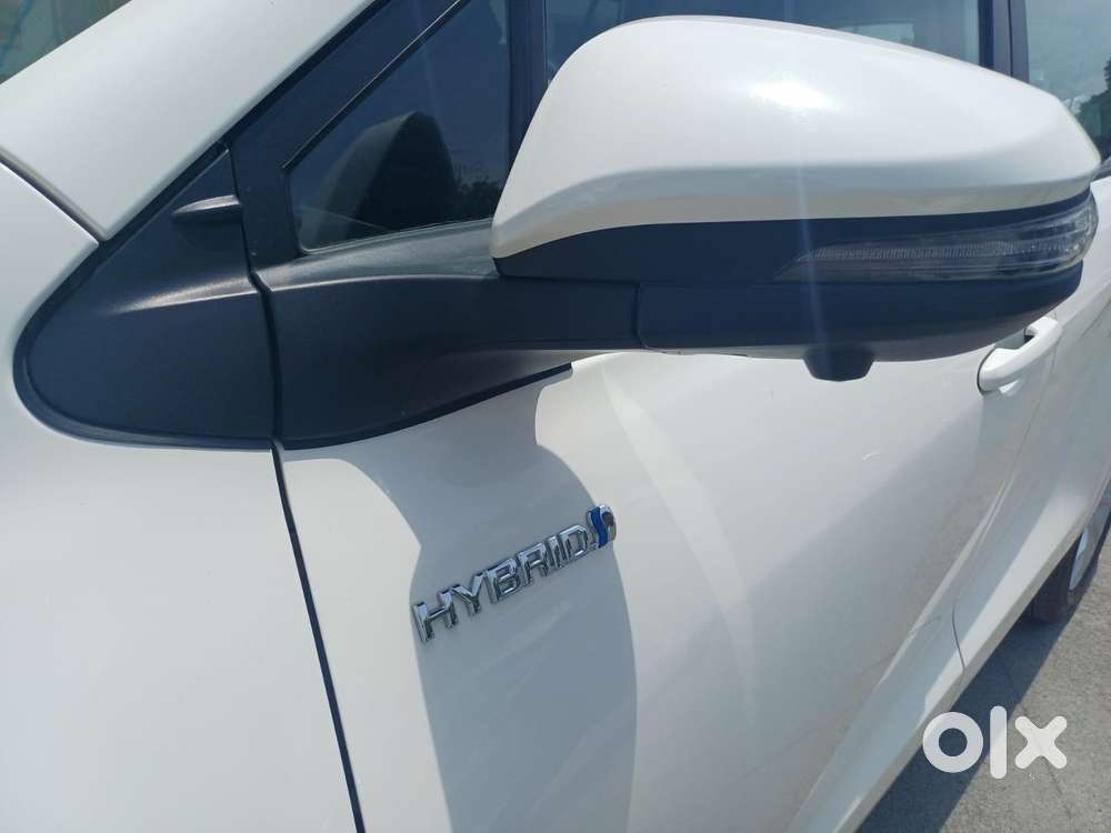 Toyota Innova Hycross 2.0 Vx Hybrid 8 Str, 2023, Electric