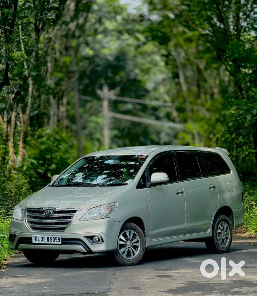 Toyota Innova 2015 Diesel 184500 Km Driven