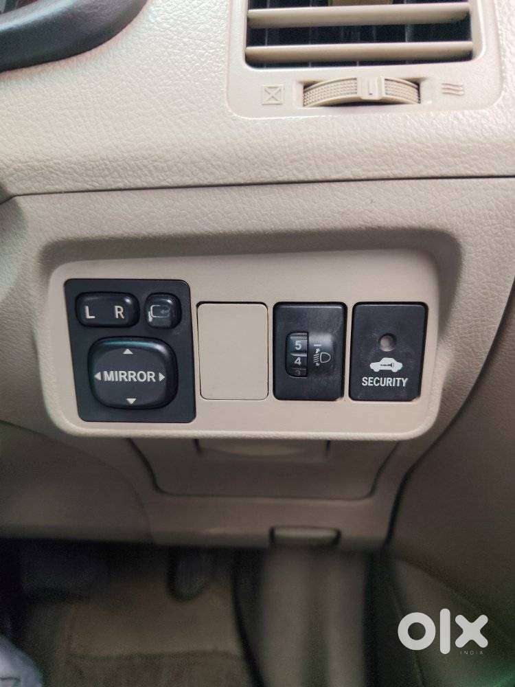Toyota Corolla Altis G Hv At, 2013, Petrol