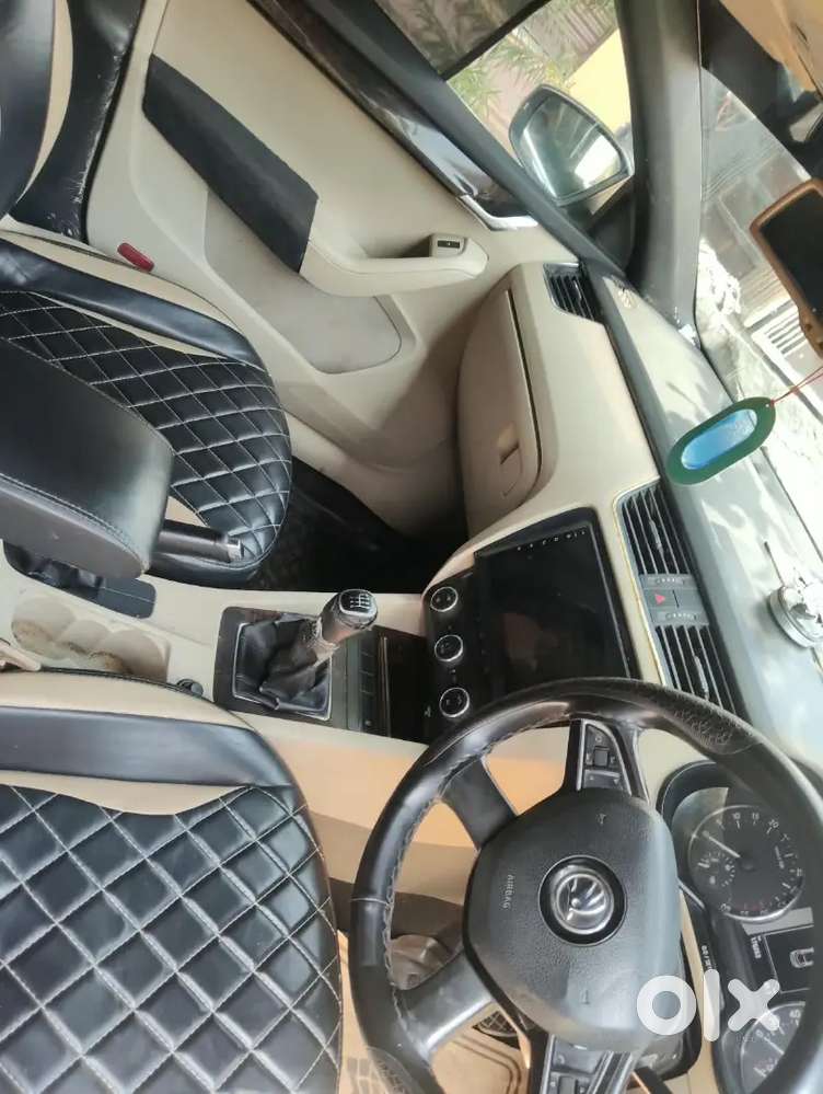 Skoda Octavia 2014 Manual Diesel Second-owner Car