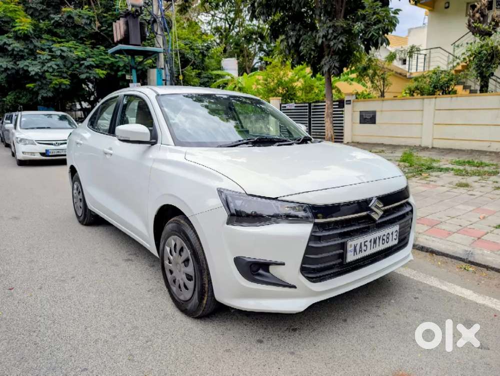 Maruti Suzuki Dzire Vxi Ags, 2025, Petrol