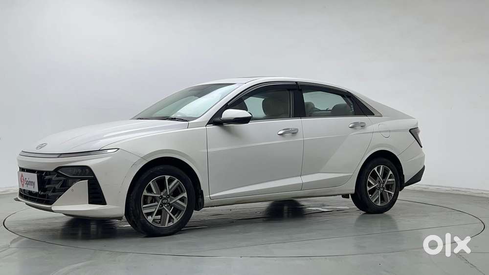 Hyundai Verna 1.5 Sx (o) Petrol Mt, 2023, Petrol