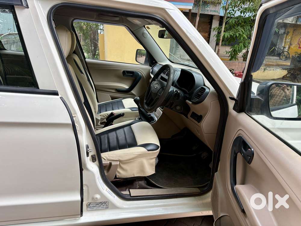 Mahindra Tuv 300 T4 Plus, 2019, Diesel