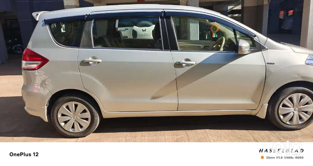 Maruti Suzuki Ertiga 2015 Diesel 182000 Km Driven