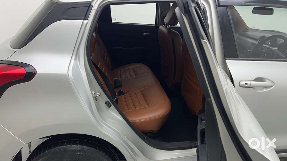 Maruti Suzuki Swift Amt Vvt Vxi, 2018, Petrol