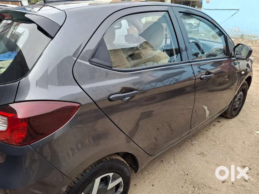 Tata Tiago 2025 Petrol Well Maintained
