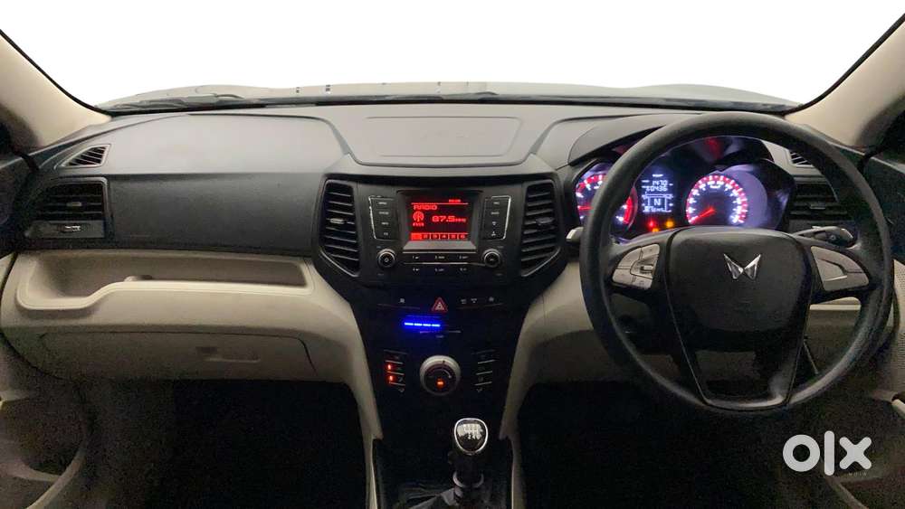 Mahindra Xuv300 W6, 2023, Petrol