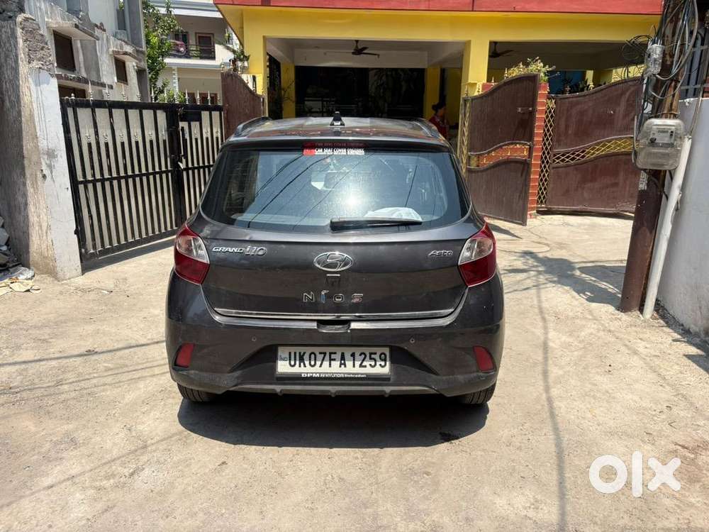 Hyundai Petrol Manual 2021