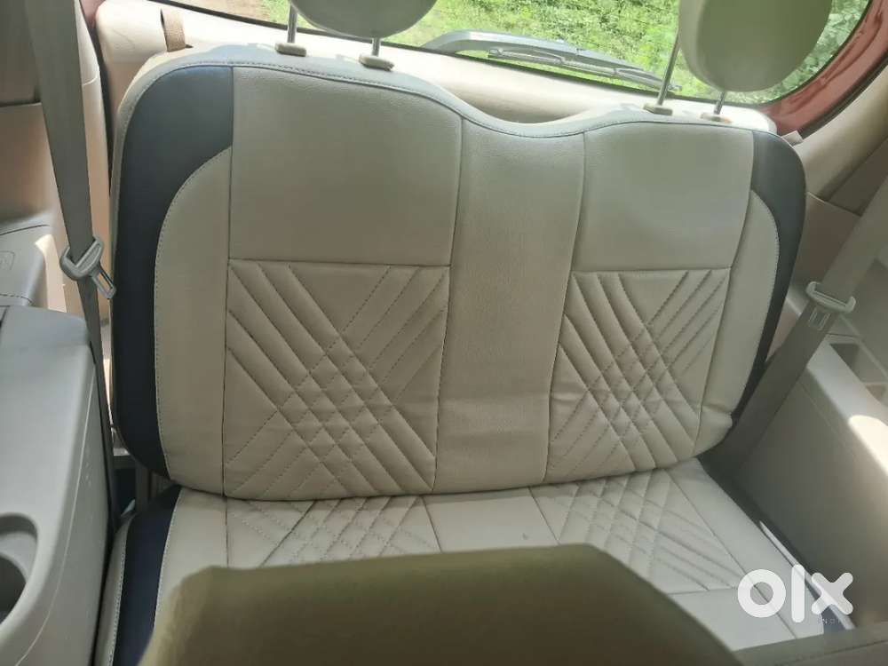 Maruti Suzuki Ertiga Zxi Plus Petrol, 2015, Petrol