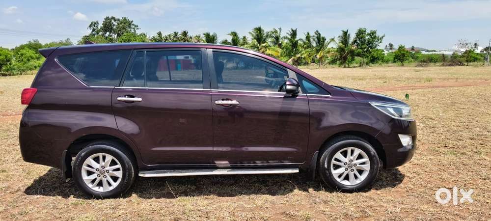Toyota Innova Crysta 2.4 Vx Mt, 2017, Diesel