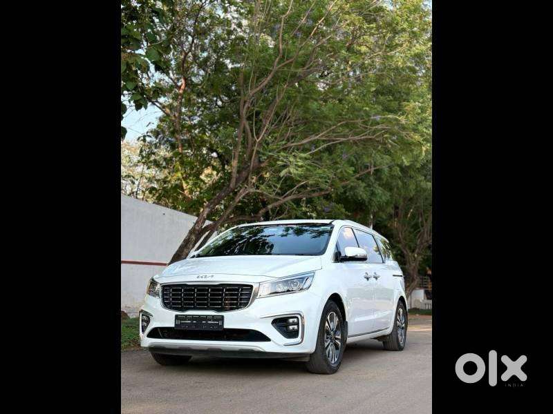 Kia Carnival Limousine Plus 7 STR, 2023, Diesel