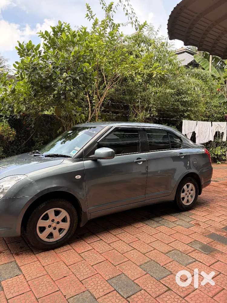 Maruti Suzuki Dzire 2011 Petrol