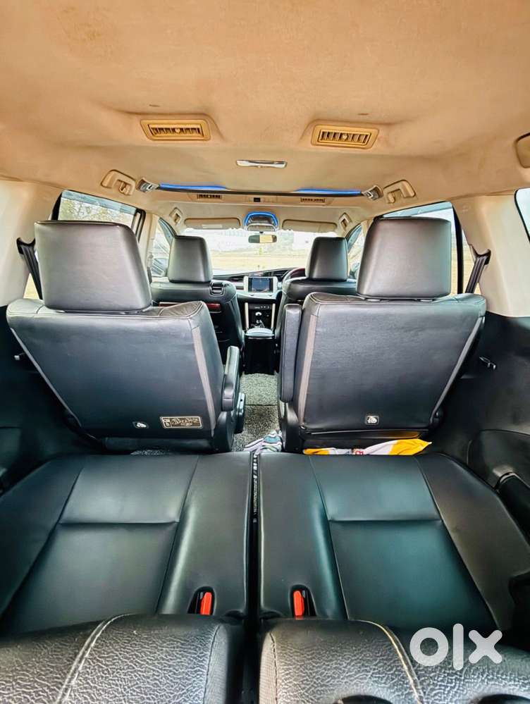 Toyota Innova Crysta 2.4 Z 7 Str, 2016, Diesel