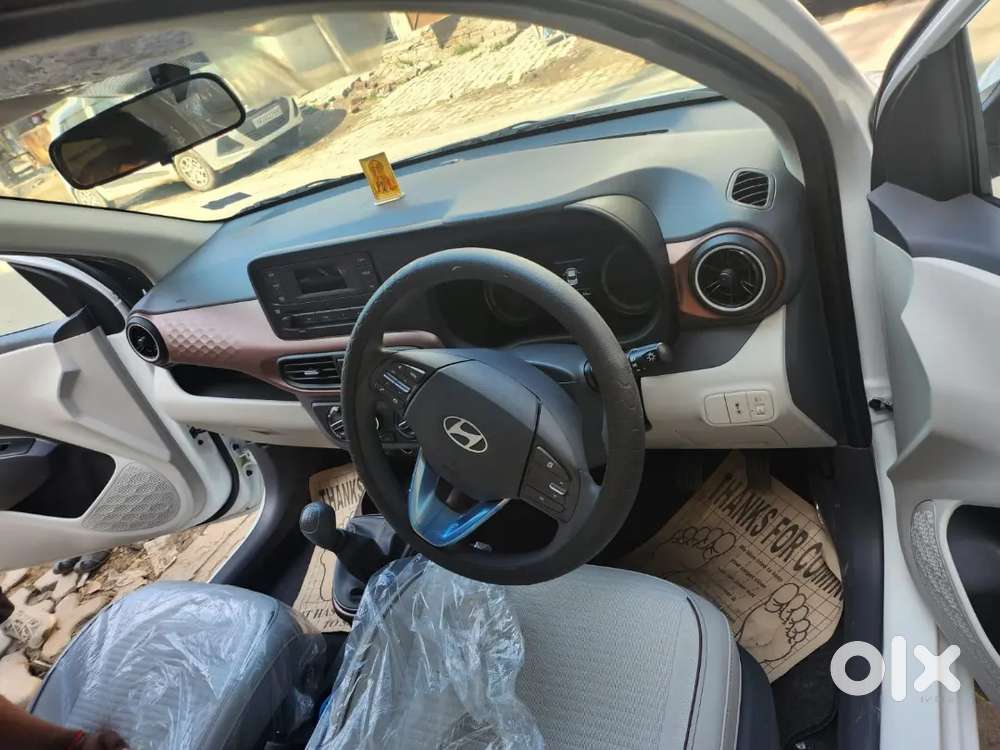 Hyundai Aura 2025 Cng & Hybrids 00 Km Driven