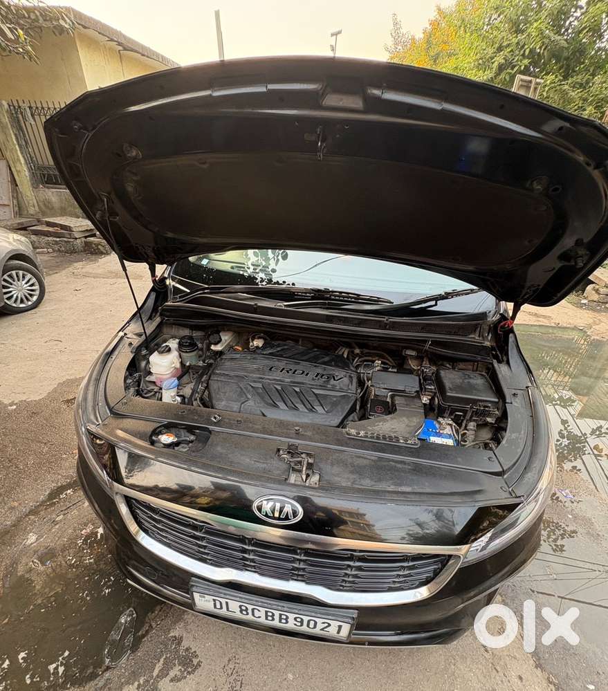 Kia Carnival 2.2at Premium 8s Diesel 2021