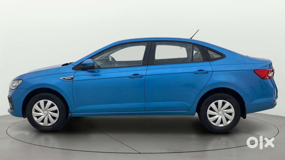 Skoda Slavia Ambition 1.5l Tsi Mt, 2022, Petrol