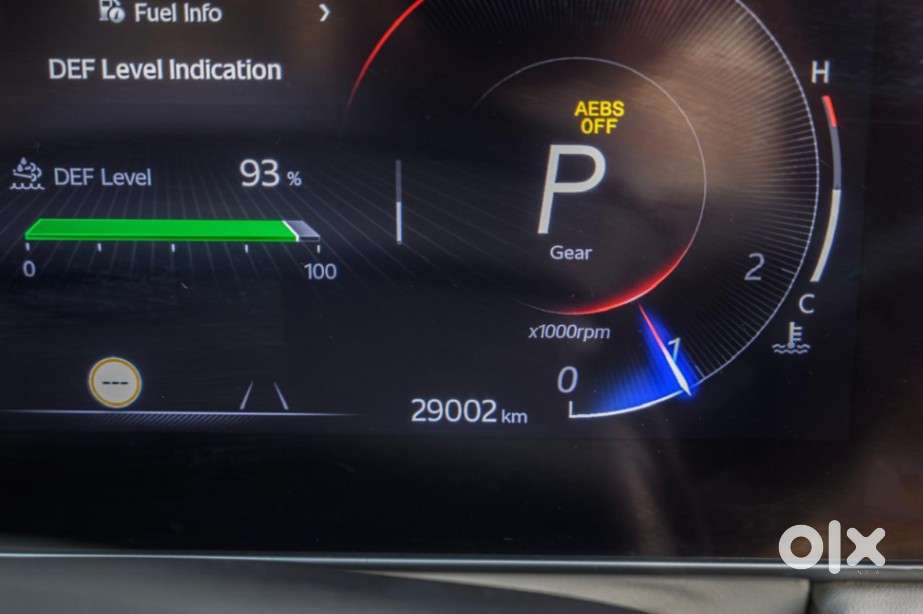 Mahindra Xuv700 2.2 Ax 7 Diesel At Luxury Pack Str Awd, 2022, Diesel